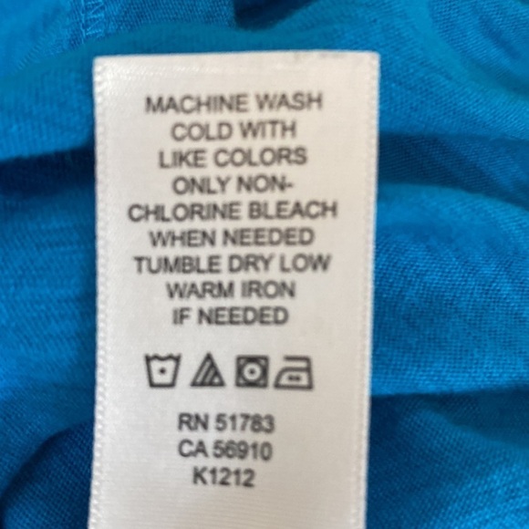 Maurices blue cold shoulder top. Size medium - Picture 6 of 7